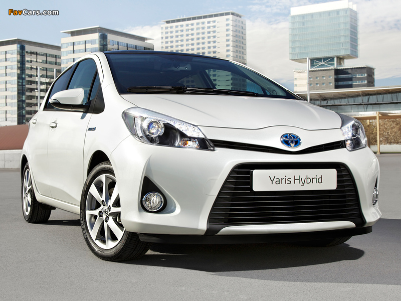 Images of Toyota Yaris Hybrid 2012 (800 x 600)