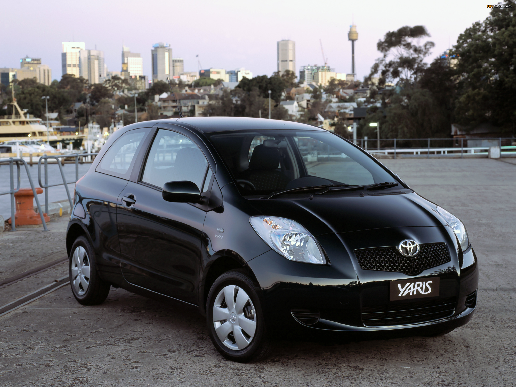 Photos of Toyota Yaris YR 3-door 2006 (2048 x 1536)