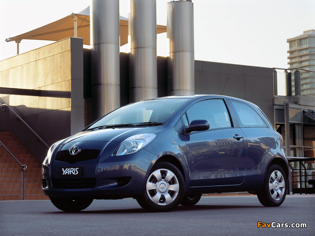 Photos of Toyota Yaris YRS 3-door 2006 (640 x 480)