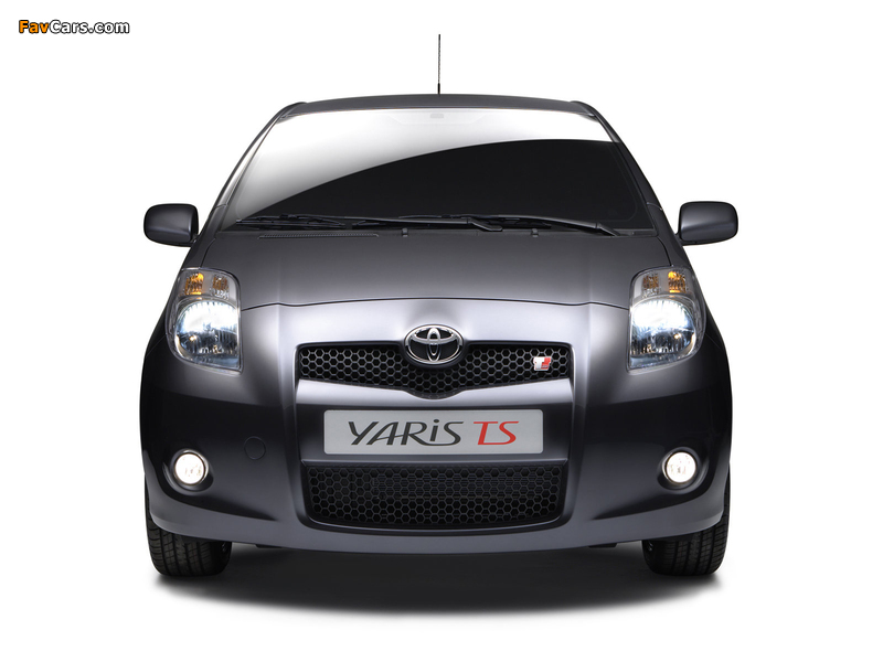Photos of Toyota Yaris T-Sport 3-door 2007–09 (800 x 600)
