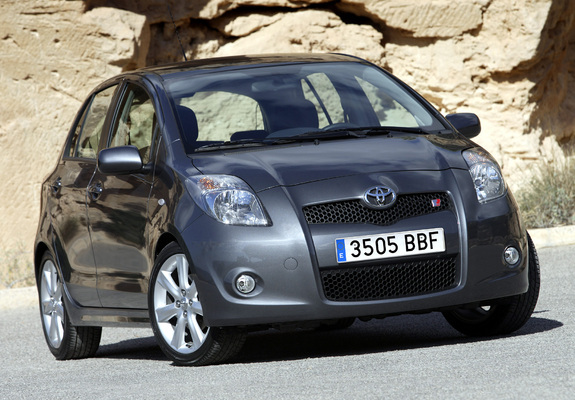 Photos of Toyota Yaris T-Sport 5-door 2007–09