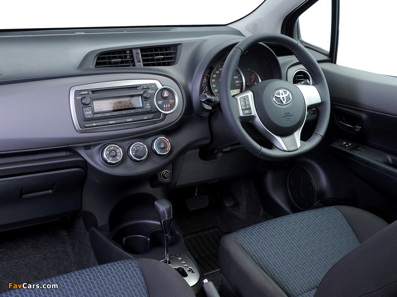 Photos of Toyota Yaris 5-door ZA-spec 2011 (800 x 600)