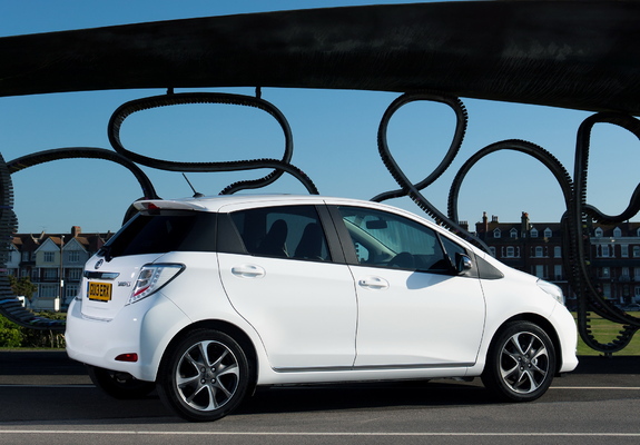 Photos of Toyota Yaris Trend 5-door UK-spec 2013