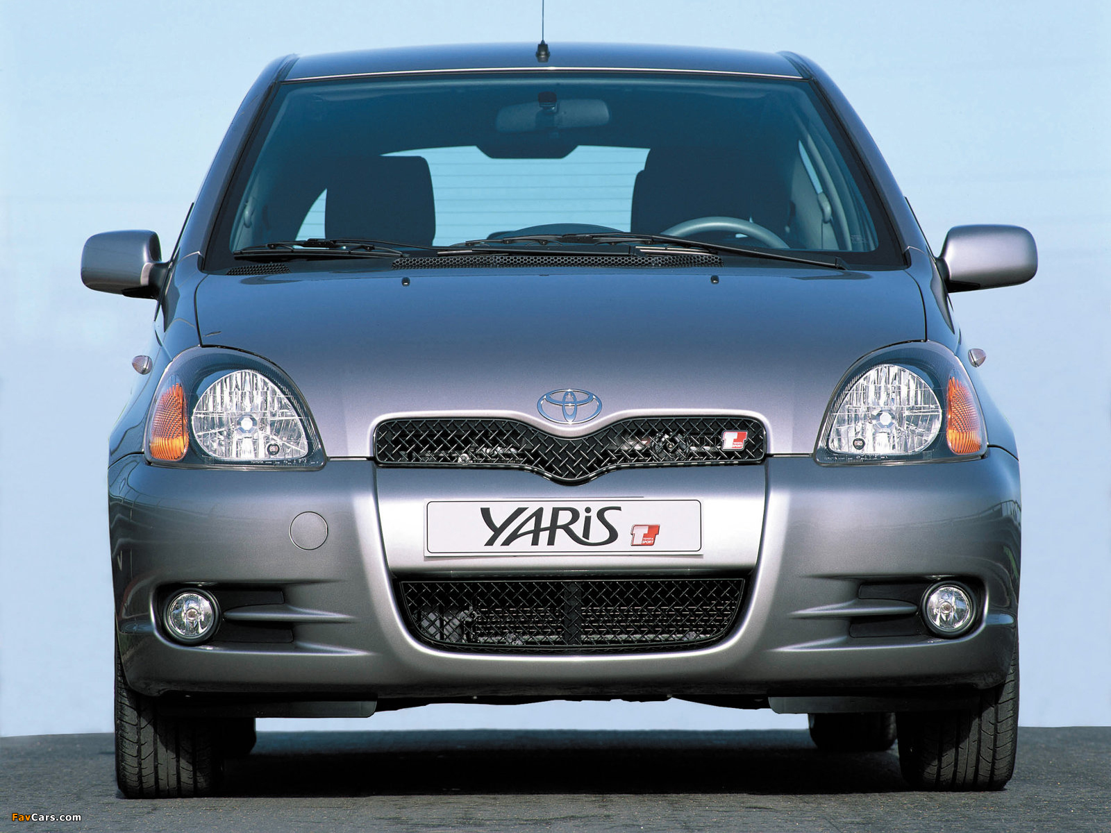 Pictures of Toyota Yaris T-Sport 2001–03 (1600 x 1200)