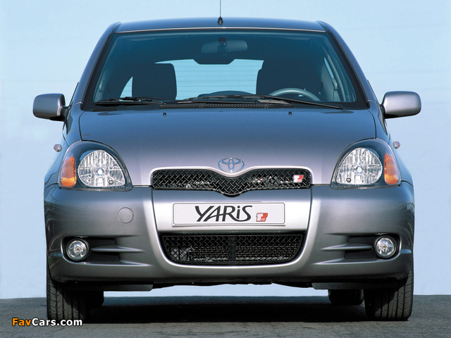 Pictures of Toyota Yaris T-Sport 2001–03 (640 x 480)