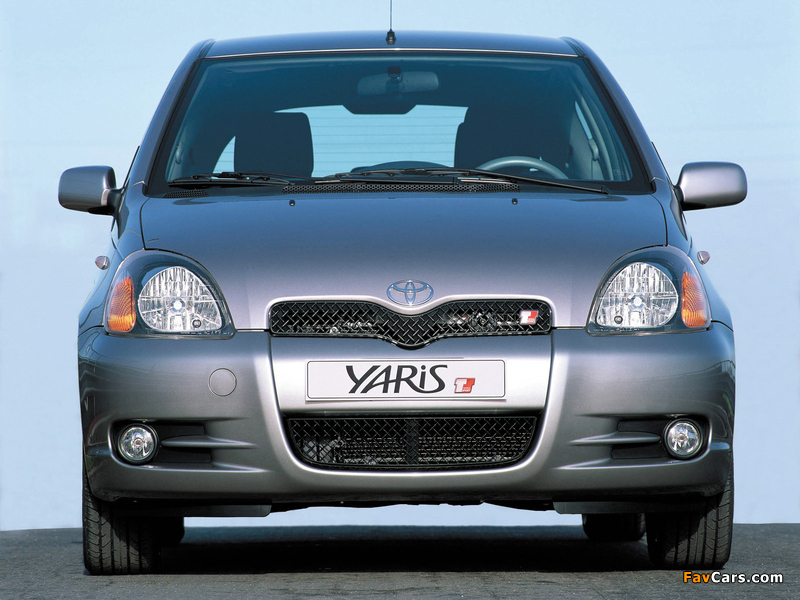 Pictures of Toyota Yaris T-Sport 2001–03 (800 x 600)