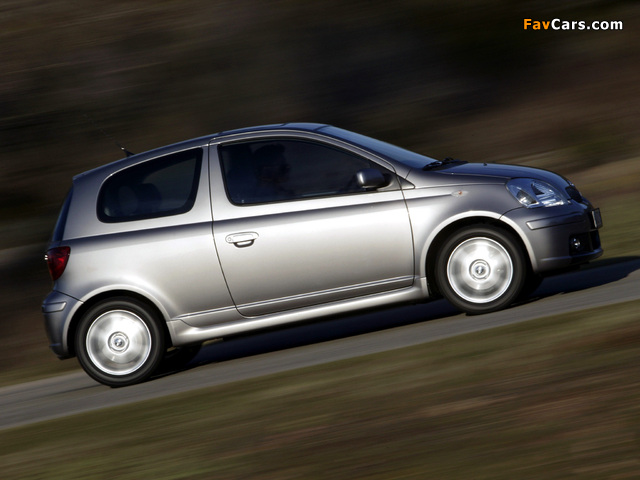 Pictures of Toyota Yaris T-Sport 2003–05 (640 x 480)