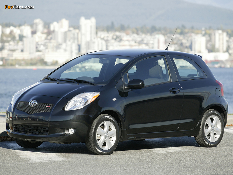 Pictures of Toyota Yaris RS 3-door 2006–09 (800 x 600)