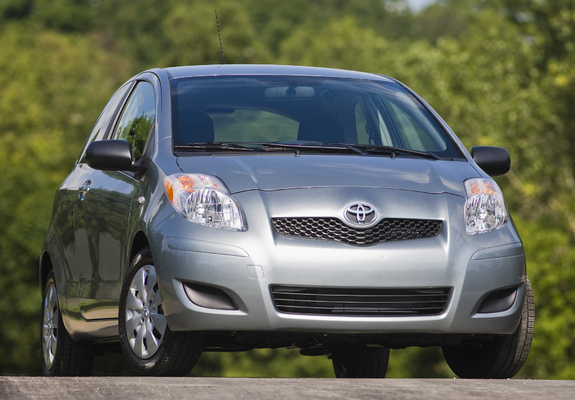 Pictures of Toyota Yaris 3-door US-spec 2009–11