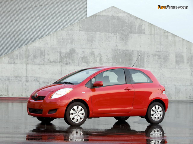 Pictures of Toyota Yaris 3-door US-spec 2009–11 (640 x 480)