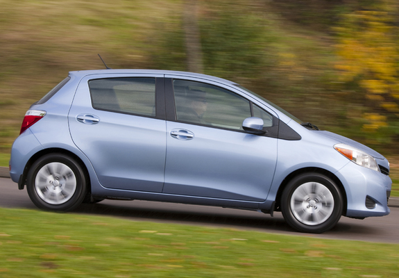 Pictures of Toyota Yaris LE 5-door US-spec 2011