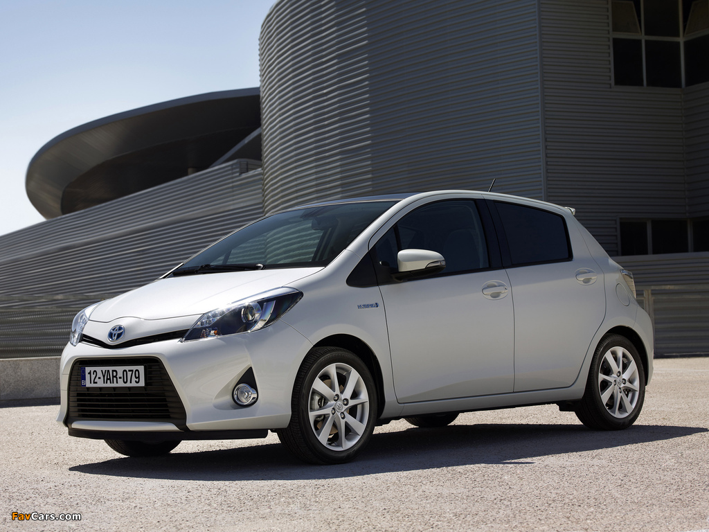 Pictures of Toyota Yaris Hybrid 2012 (1024 x 768)