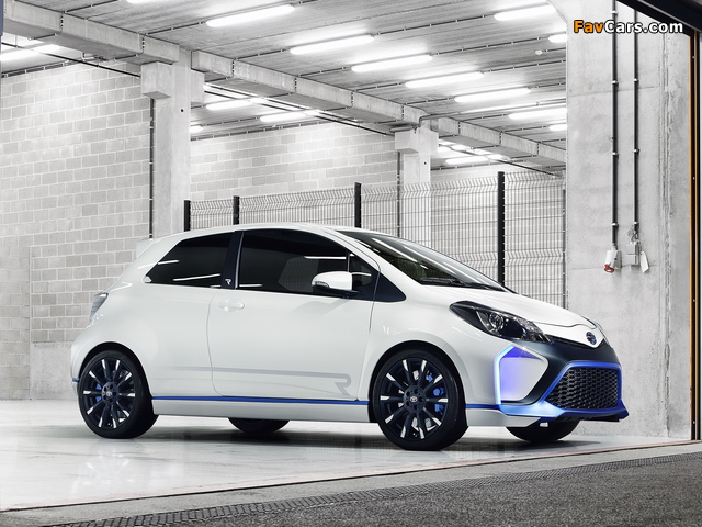 Pictures of Toyota Yaris Hybrid-R Concept 2013 (640 x 480)