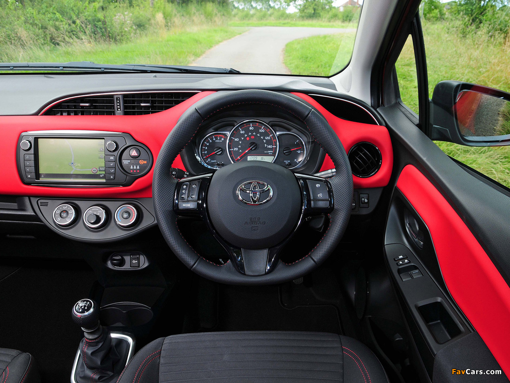 Pictures of Toyota Yaris 5-door UK-spec 2014 (1024 x 768)