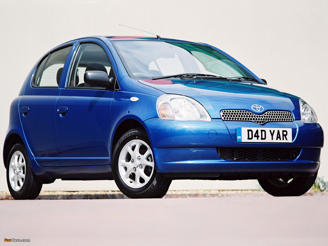 Toyota Yaris 5-door UK-spec 1999–2003 pictures (1280 x 960)