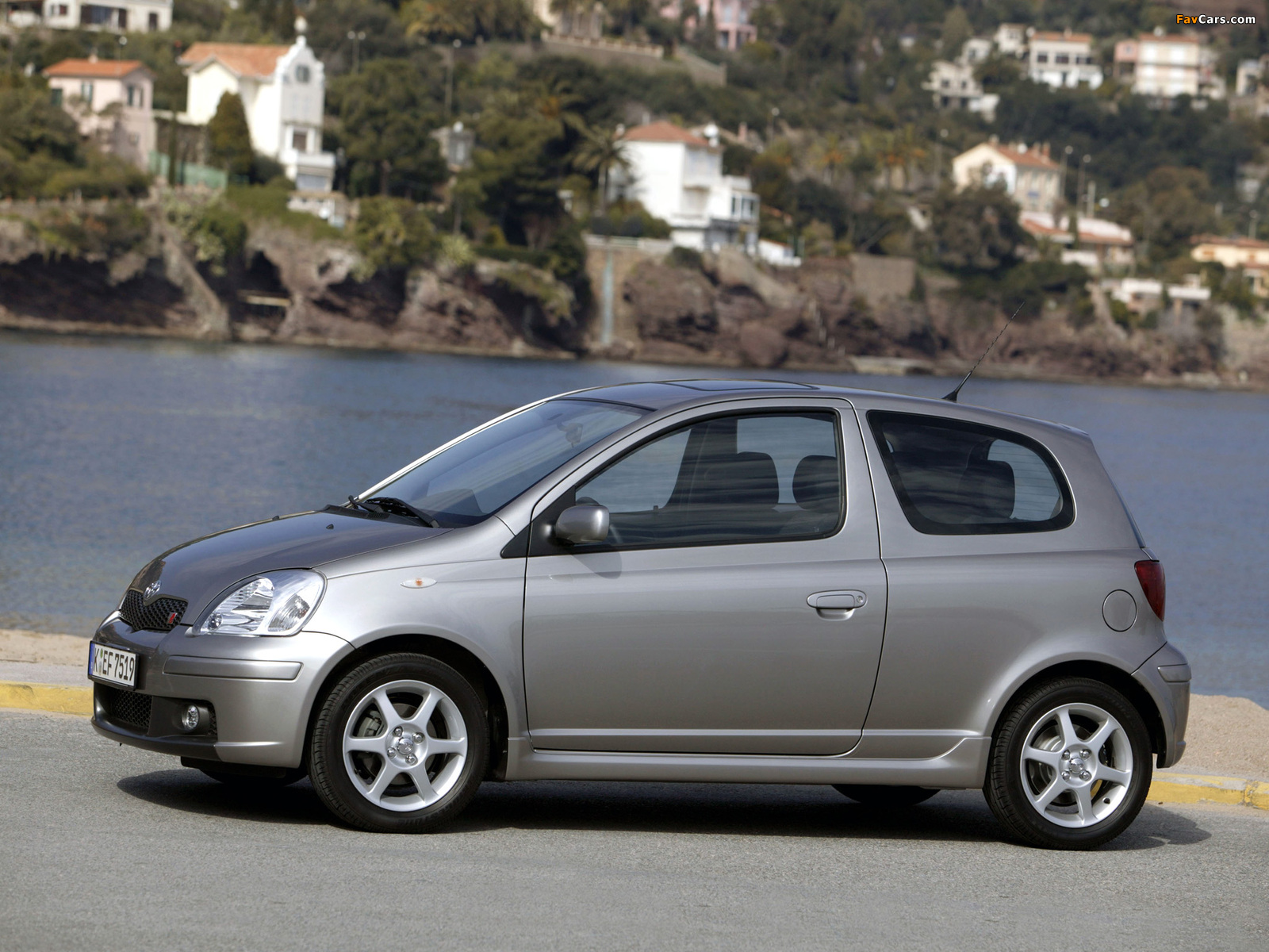 Toyota Yaris T-Sport 2003–05 images (1600 x 1200)