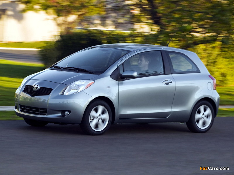 Toyota Yaris 3-door US-spec 2005–09 images (800 x 600)