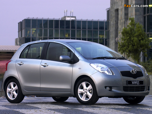 Toyota Yaris 5-door ZA-spec 2005–09 photos (640 x 480)