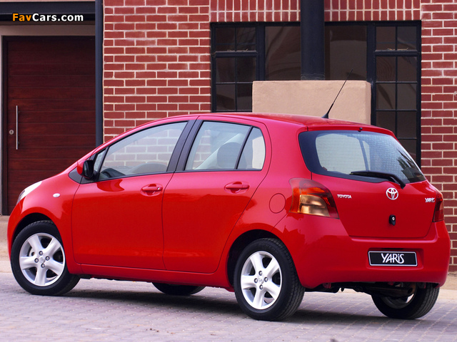 Toyota Yaris 5-door ZA-spec 2005–09 photos (640 x 480)