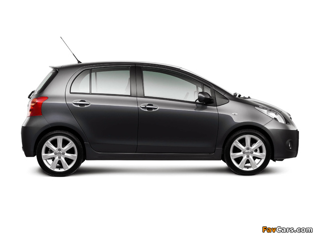 Toyota Yaris T-Sport 5-door 2007–09 images (640 x 480)