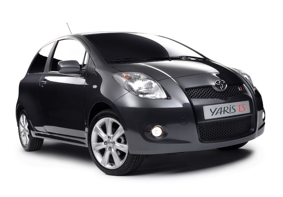 Toyota Yaris T-Sport 3-door 2007–09 images