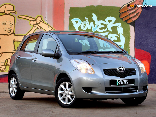 Toyota Yaris RF 2008 images (640 x 480)