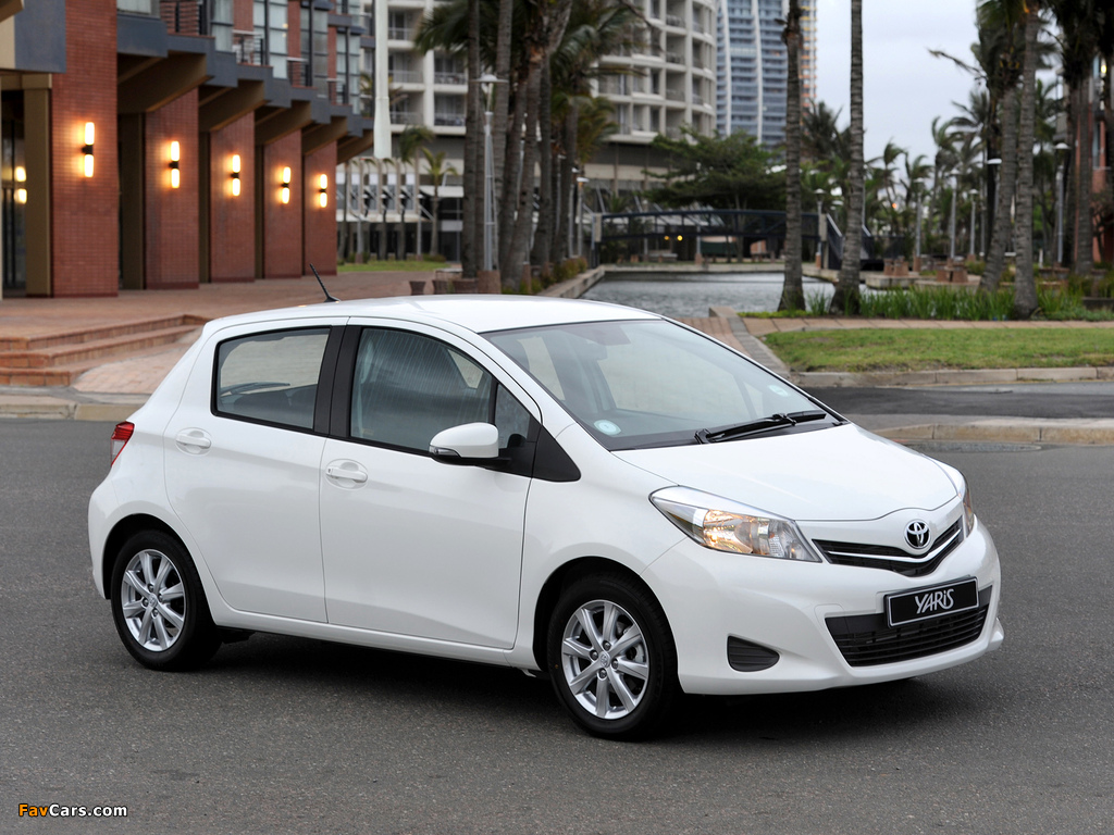 Toyota Yaris 5-door ZA-spec 2011 images (1024 x 768)