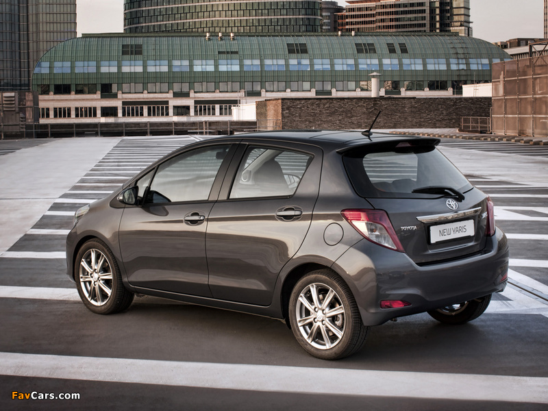 Toyota Yaris 5-door 2011 pictures (800 x 600)