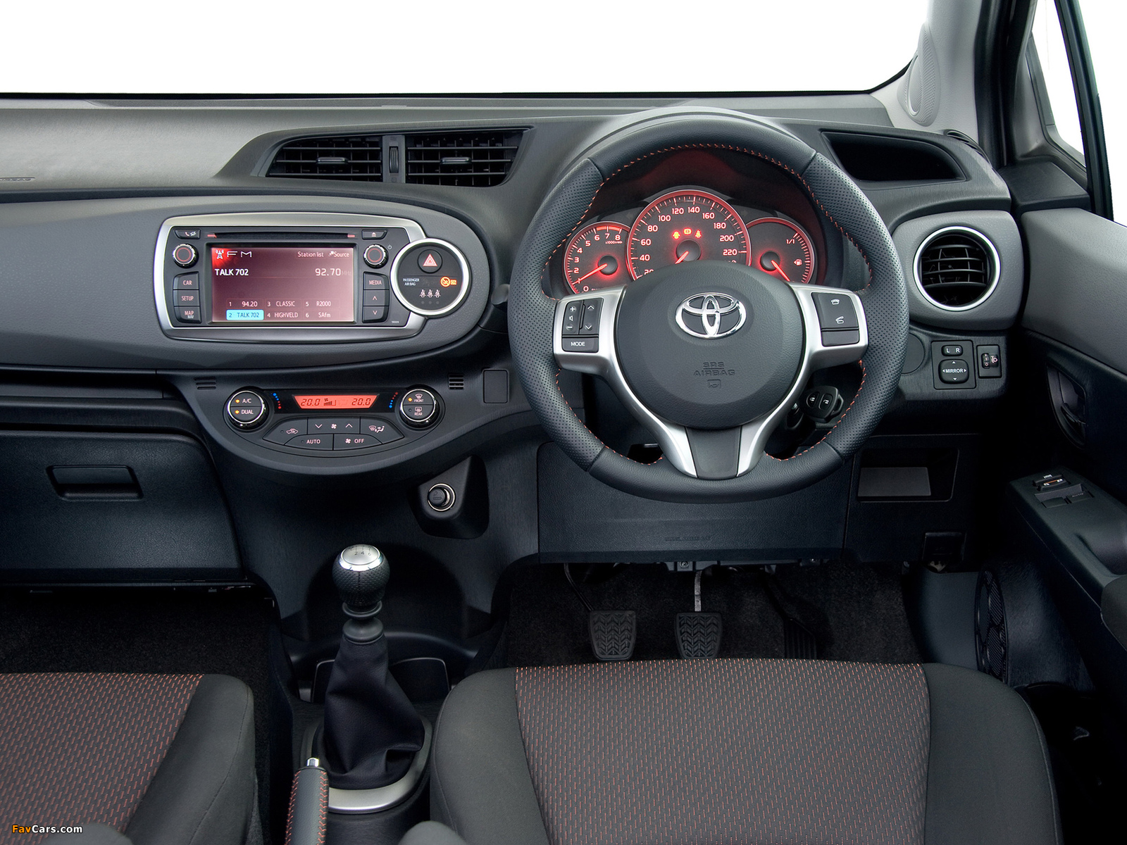 Toyota Yaris 3-door ZA-spec 2011 pictures (1600 x 1200)