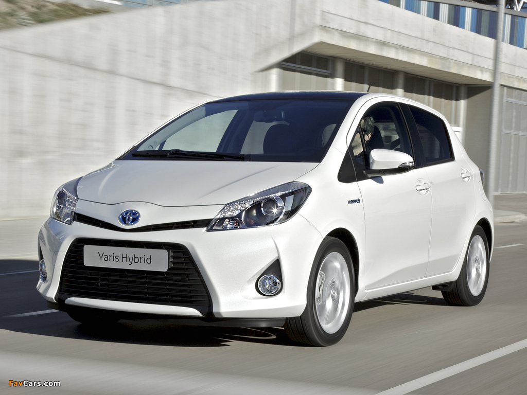 Toyota Yaris Hybrid 2012 images (1024 x 768)