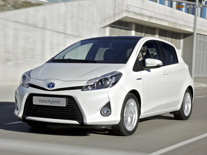 Toyota Yaris Hybrid 2012 images (800 x 600)