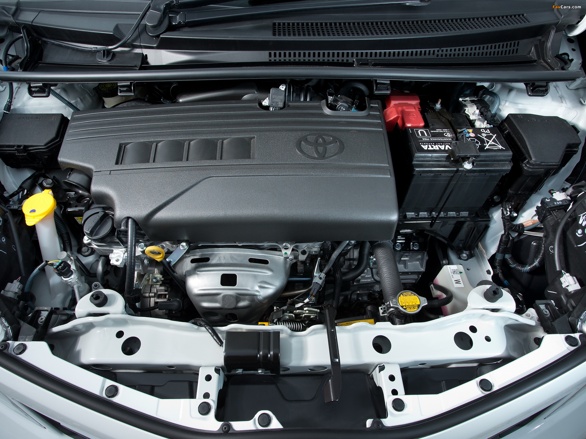 Toyota Yaris Trend 5-door UK-spec 2013 pictures (2048 x 1536)