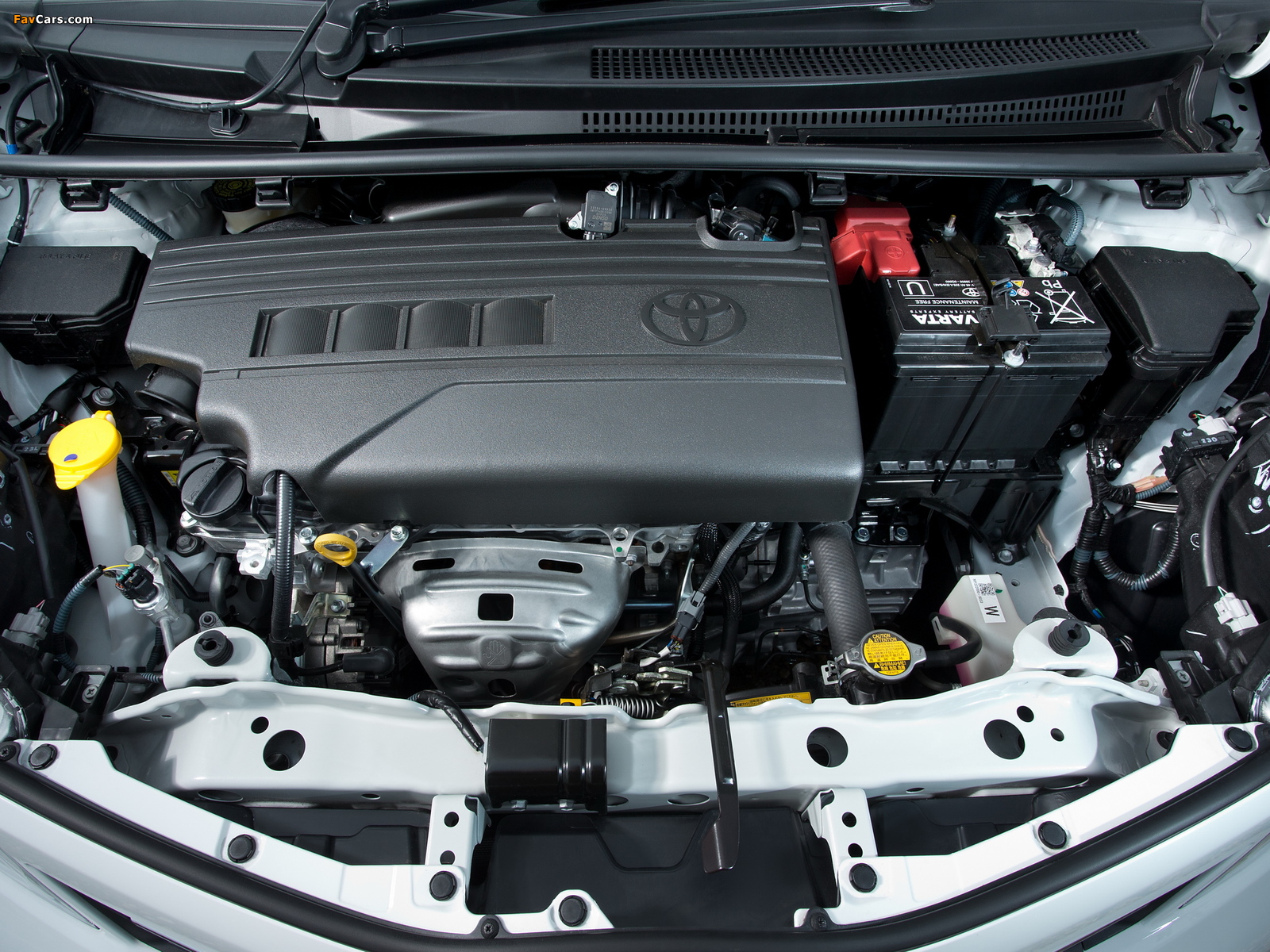 Toyota Yaris Trend 5-door UK-spec 2013 pictures (1600 x 1200)
