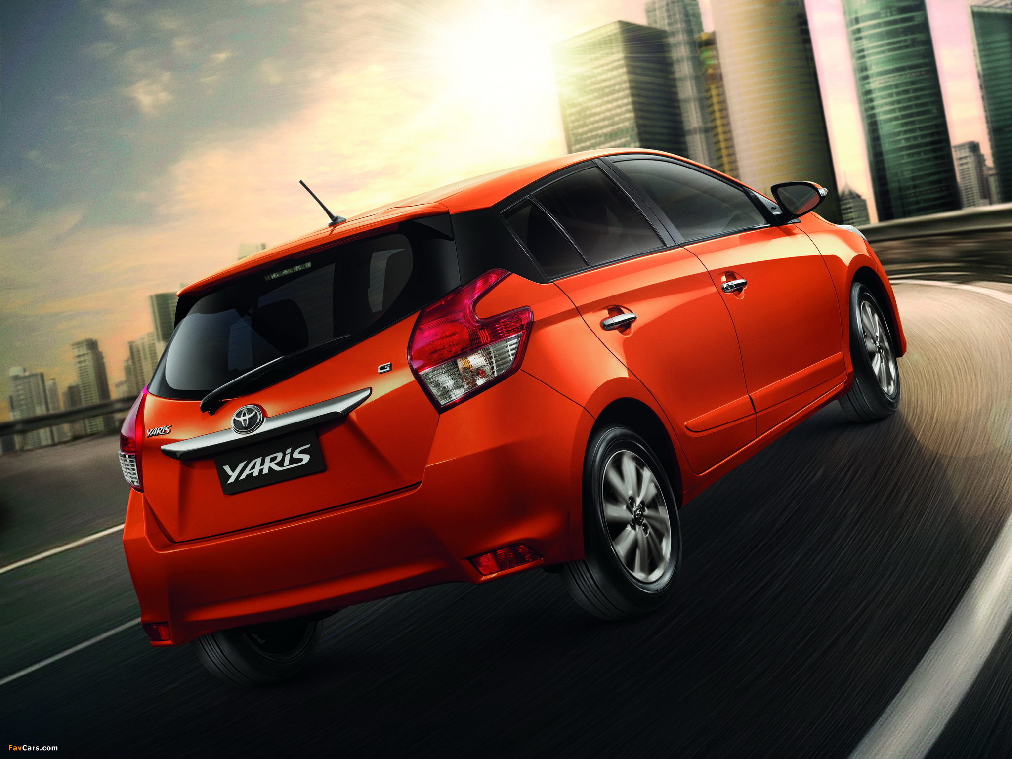 Toyota Yaris TH-spec 2013 wallpapers (2048 x 1536)