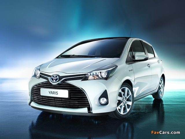 Toyota Yaris Hybrid 2014 photos (640 x 480)