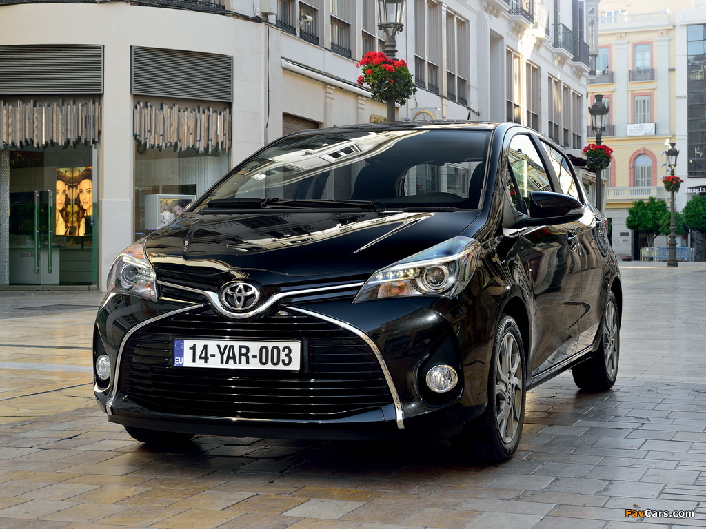 Toyota Yaris 5-door 2014 pictures (1024 x 768)