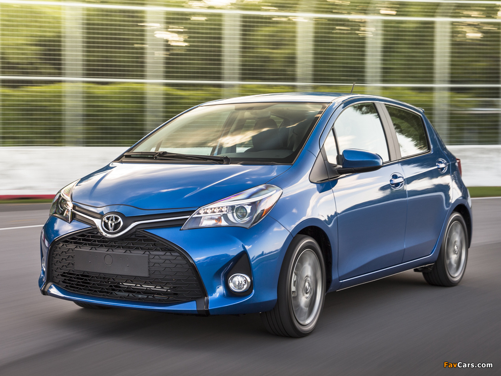 2015 Toyota Yaris SE 5-door US-spec 2014 pictures (1024 x 768)