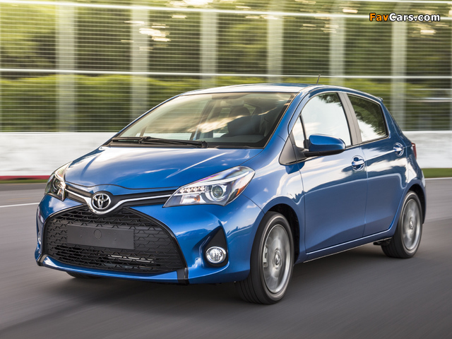 2015 Toyota Yaris SE 5-door US-spec 2014 pictures (640 x 480)