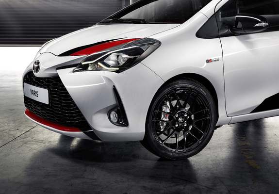 Toyota Yaris GRMN 2017 wallpapers