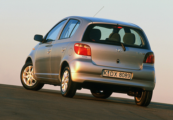 Toyota Yaris 5-door 1999–2003 wallpapers