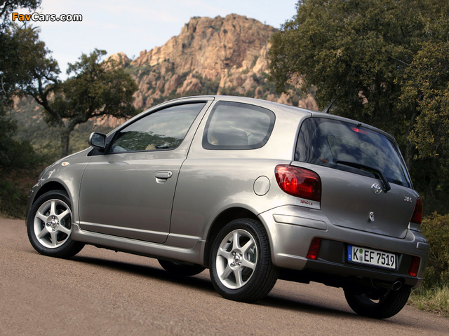 Toyota Yaris T-Sport 2003–05 wallpapers (640 x 480)