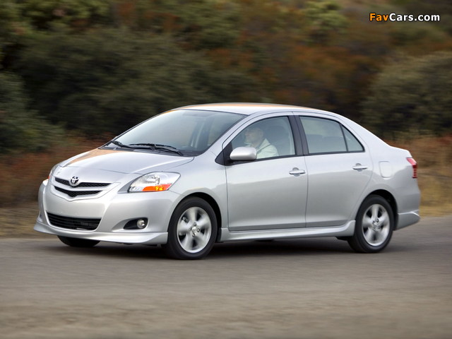 Toyota Yaris S Sedan 2006 wallpapers (640 x 480)