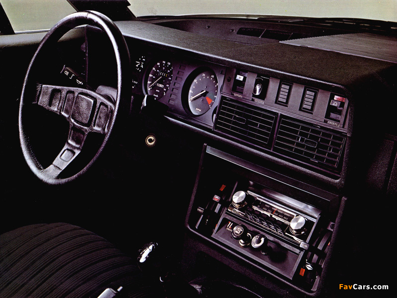 Photos of Triumph TR7 1974–81 (800 x 600)