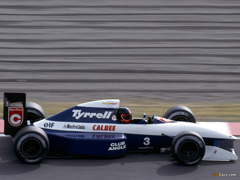 Photos of Tyrrell 020B 1992 (1024 x 768)