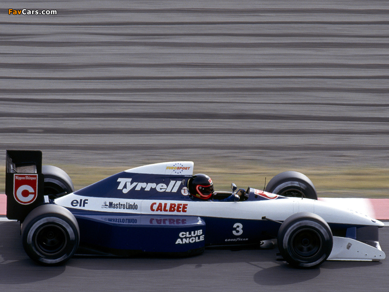 Photos of Tyrrell 020B 1992 (800 x 600)