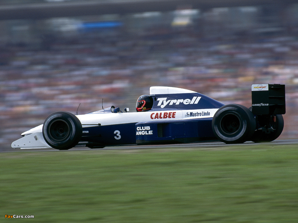 Tyrrell 020B 1992 images (1024 x 768)