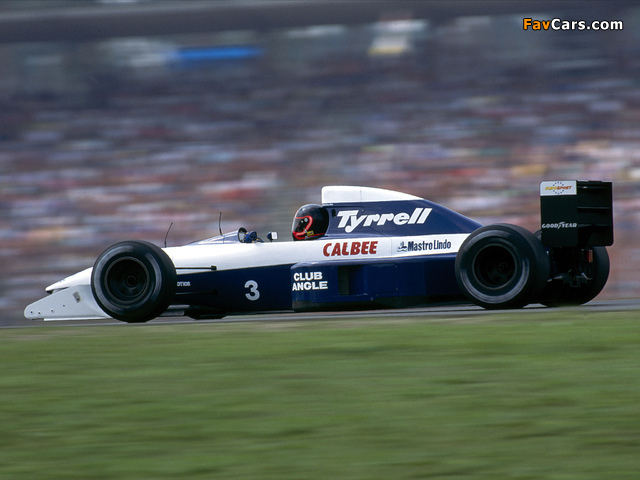 Tyrrell 020B 1992 images (640 x 480)