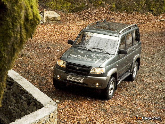 UAZ Patriot (3163) 2005 pictures (640 x 480)