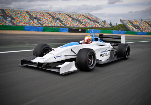 Pictures of Formulec EF01 Prototype 2010