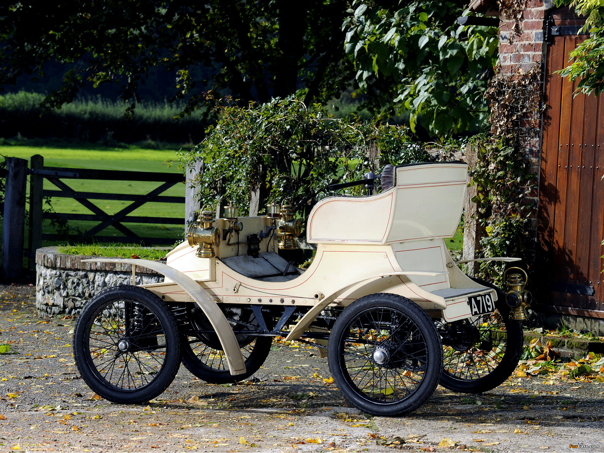 Images of Vauxhall 5 HP 2-seater Light Car 1903 (2048 x 1536)